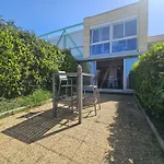 T2 Renove Avec Jardin Et Parking A - Fr-1-553-310