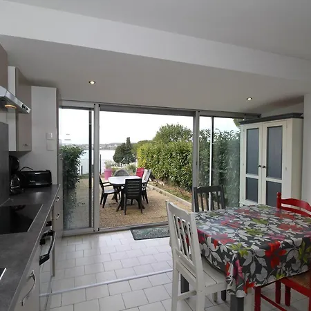 T2 Renove Avec Jardin Et Parking A - Fr-1-553-310 アパート