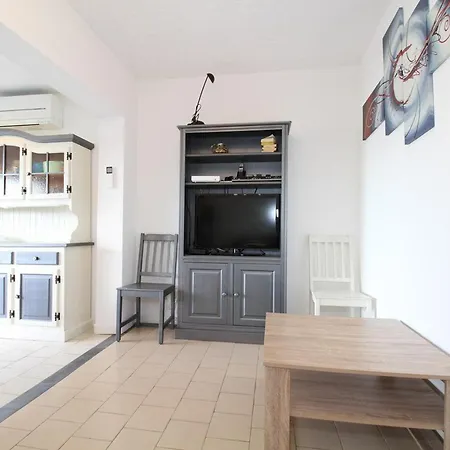 Appartement T2 Renove Avec Jardin Et Parking A - Fr-1-553-310 *