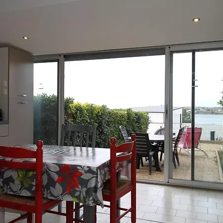 T2 Renove Avec Jardin Et Parking A - Fr-1-553-310 アパート