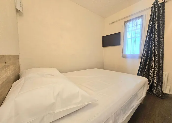 Apartamento T2 Rénové Avec Jardin Et Parking à - Fr-1-553-310 Balaruc-les-Bains